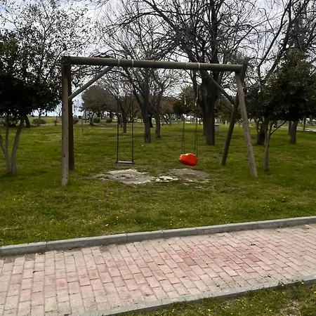 مكان تخييم Lakos Karavan - Sarigerme Beach *